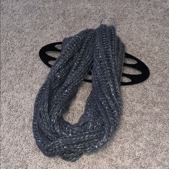 Infinity Scarf - Picture 3 of 3